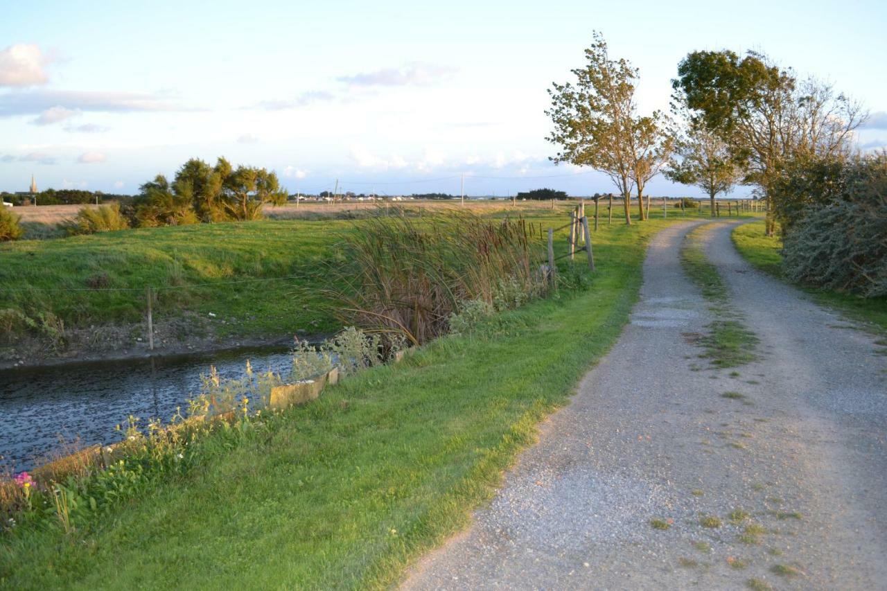 Les Pensions Du Joslin Bouin  Bagian luar foto